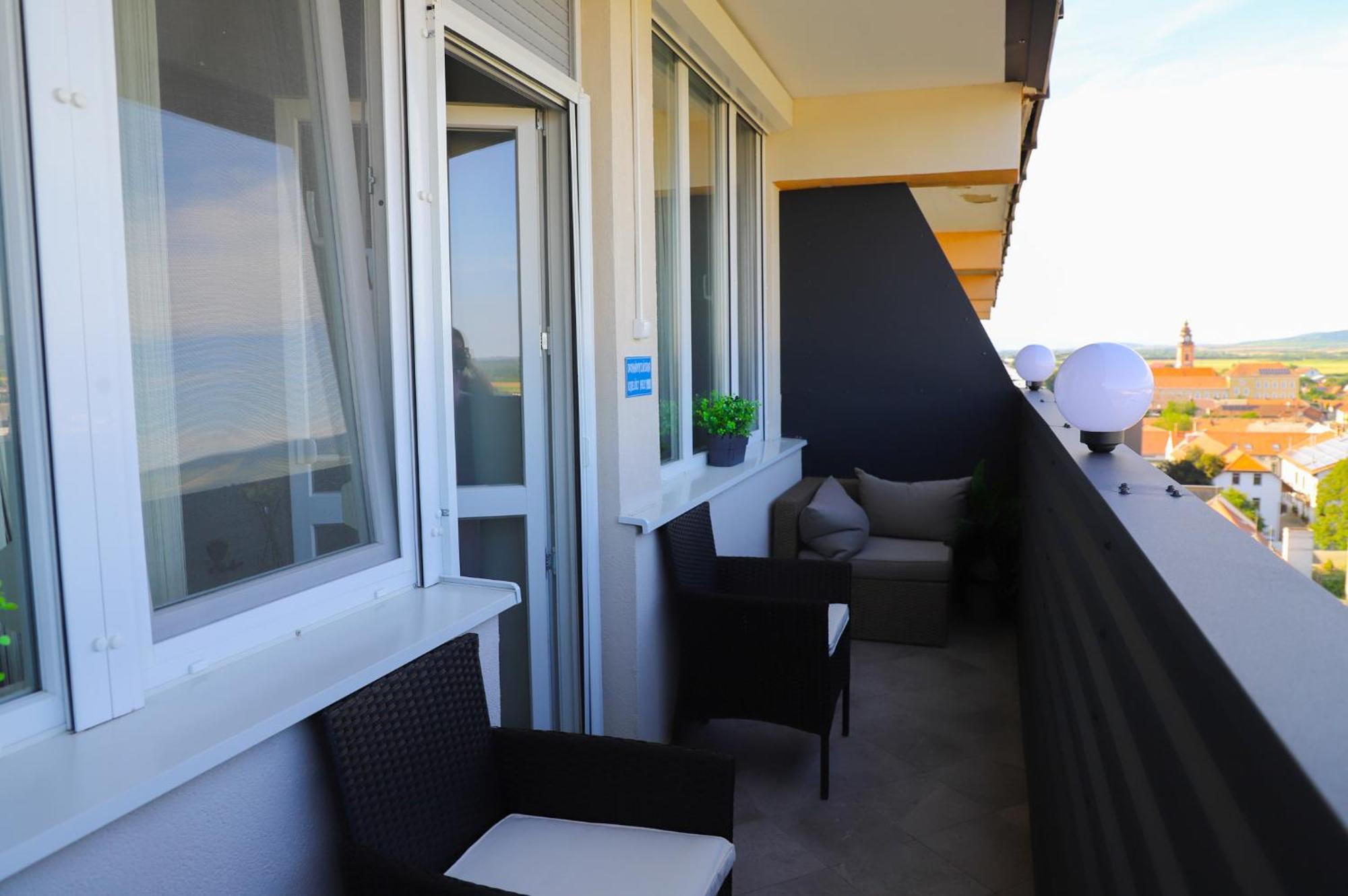 Ueveghid Apartman Satoraljaujhely Exterior photo
