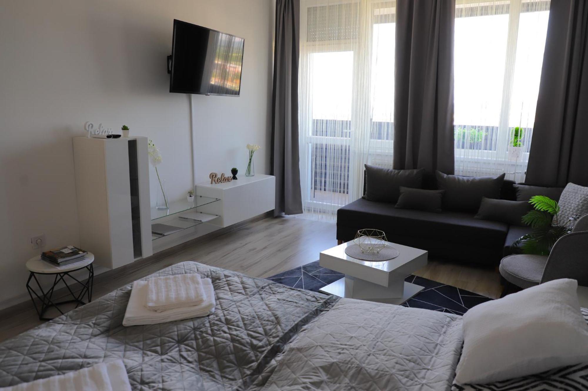 Ueveghid Apartman Satoraljaujhely Exterior photo